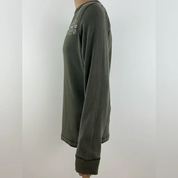 Hollister Men's Waffle Knit Long Sleeve Olive Green Casual Top, Size Medium - Picture 5 of 10